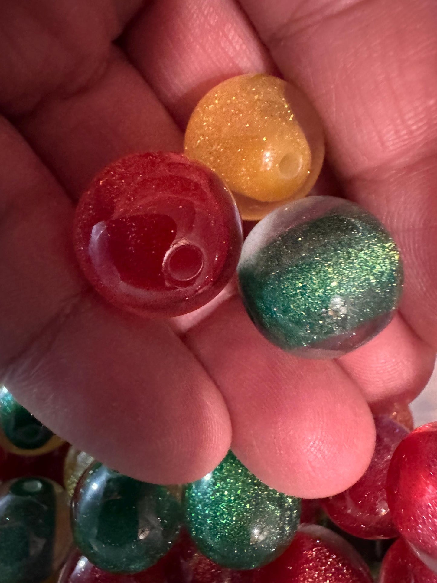 16MM Christmas Sugar Core Glitter Acrylic Beads Mix, 15-Piece beads