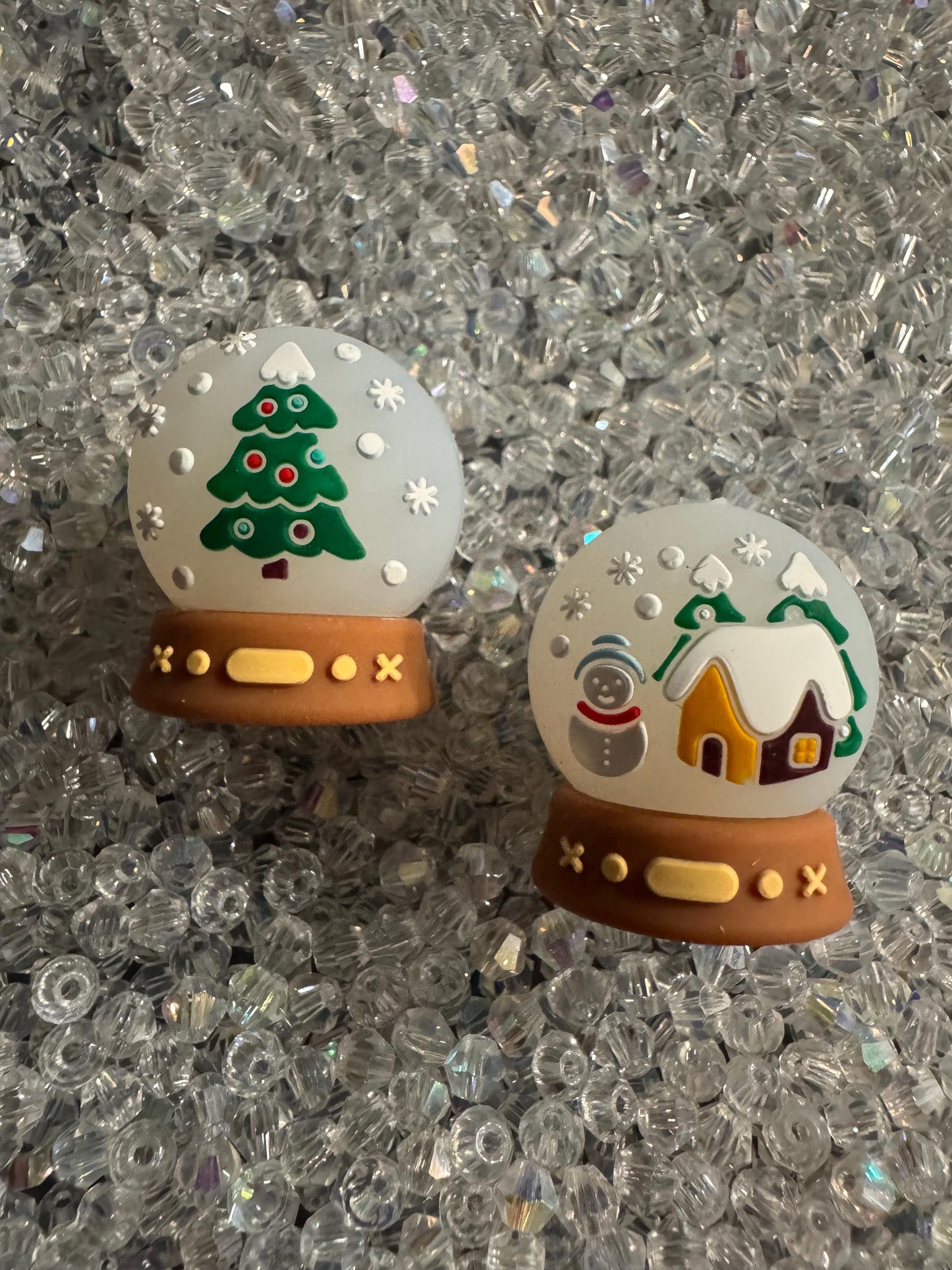3D Christmas Snow Globe Silicone Beads- For pens, Keychains and beadable items- 2PK