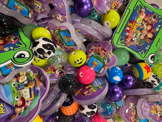 01- Toys Acrylic Bead Mix ,DIY for Chunky Keychains, Pens, Phone and Bag chains!