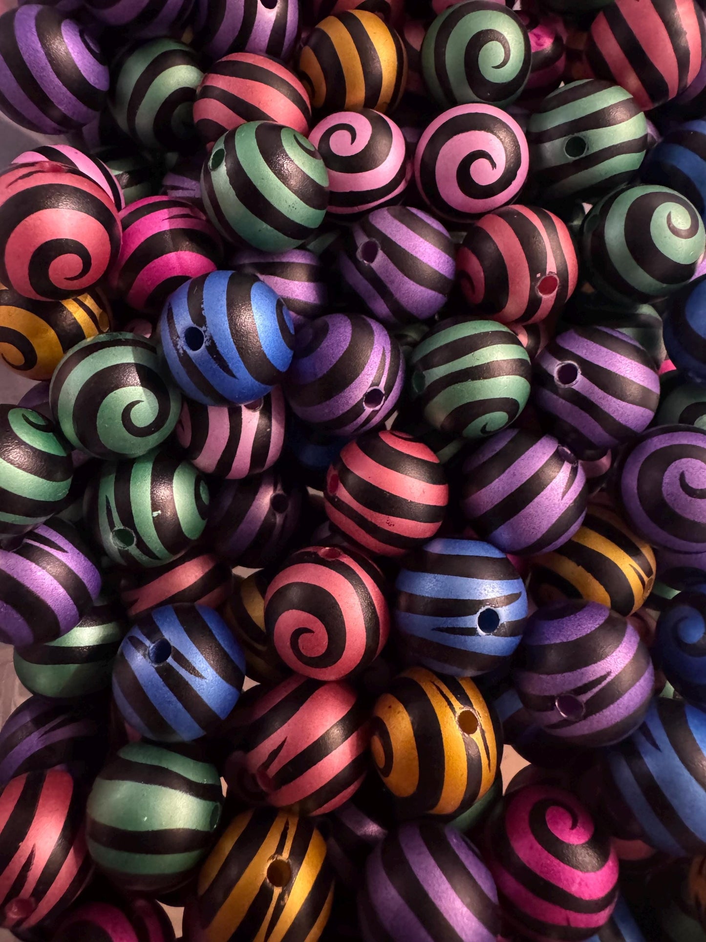 16MM Multi-Color Black Swirl Acrylic Beads for Pens & Keychains - 15-Piece Pack