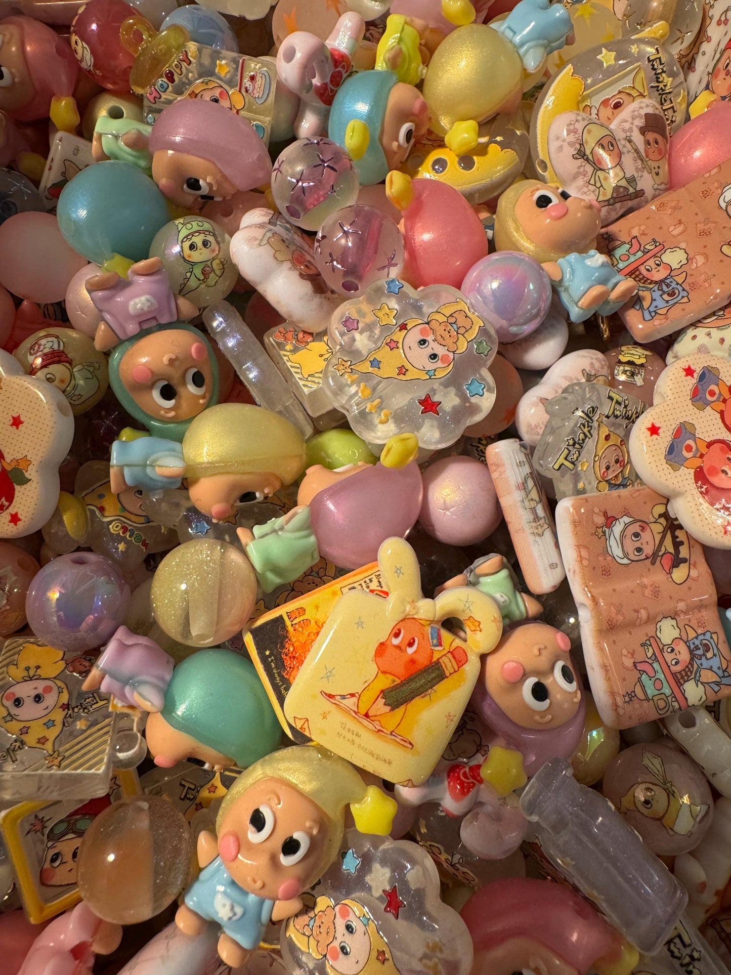 01- Custom Character Mixes - Acrylic Bead Mix ,DIY for Chunky Keychains, Phone and Bag chains!-